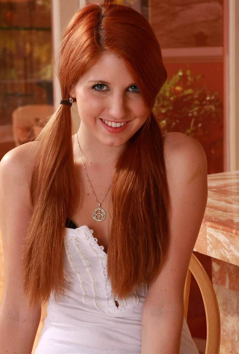 Рената, 18 лет, 4 размер груди